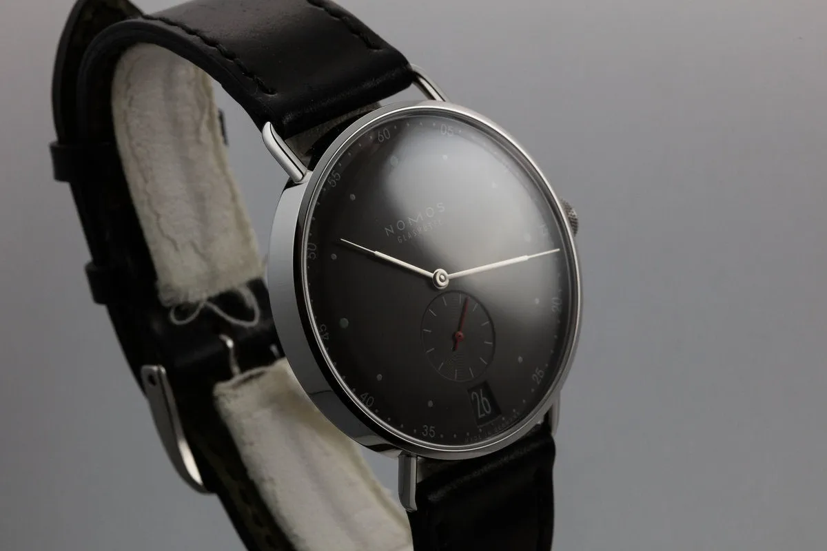 2015 Nomos Glashütte Metro 38 Date Metro 1236