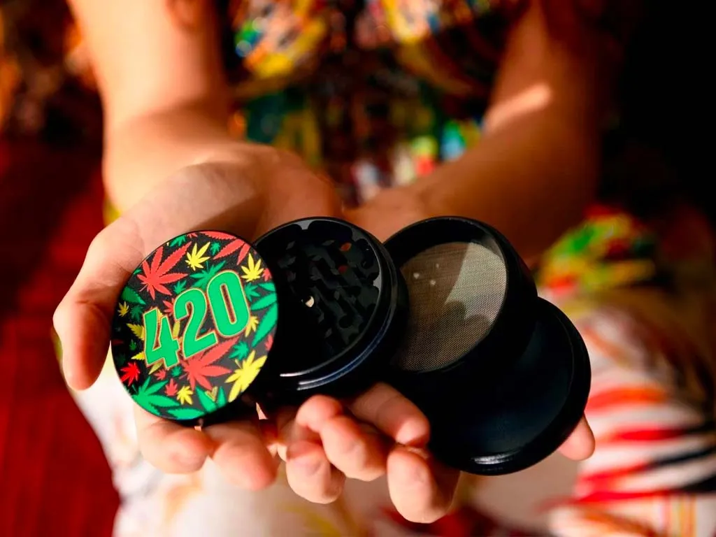 420 Rasta Grinder