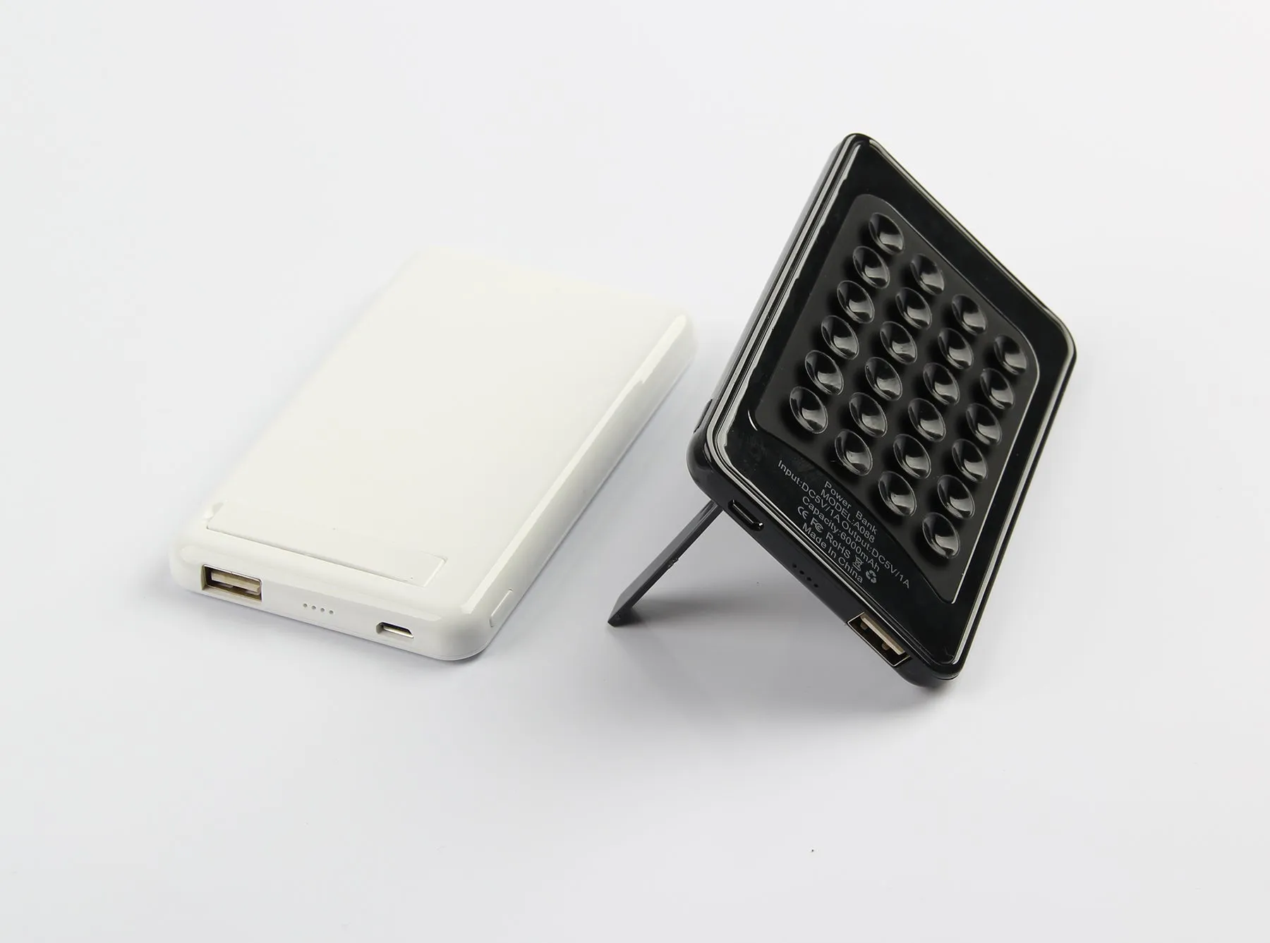 AMS-AK-088 - Suction Power bank with stand (6000 mah)