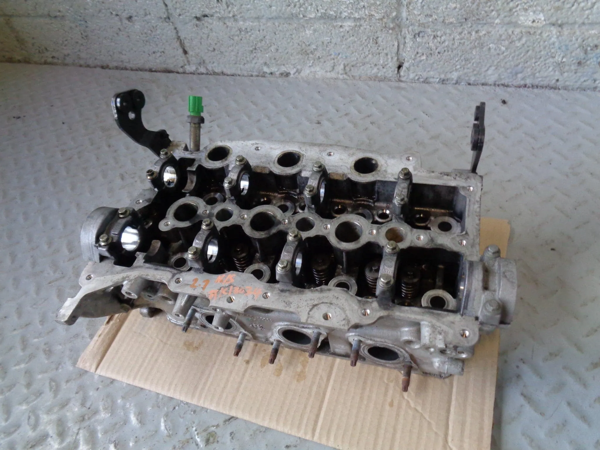 Cylinder Head 2.7 TDV6 Near Side Discovery 3 Range Rover Sport Land Rover K18034