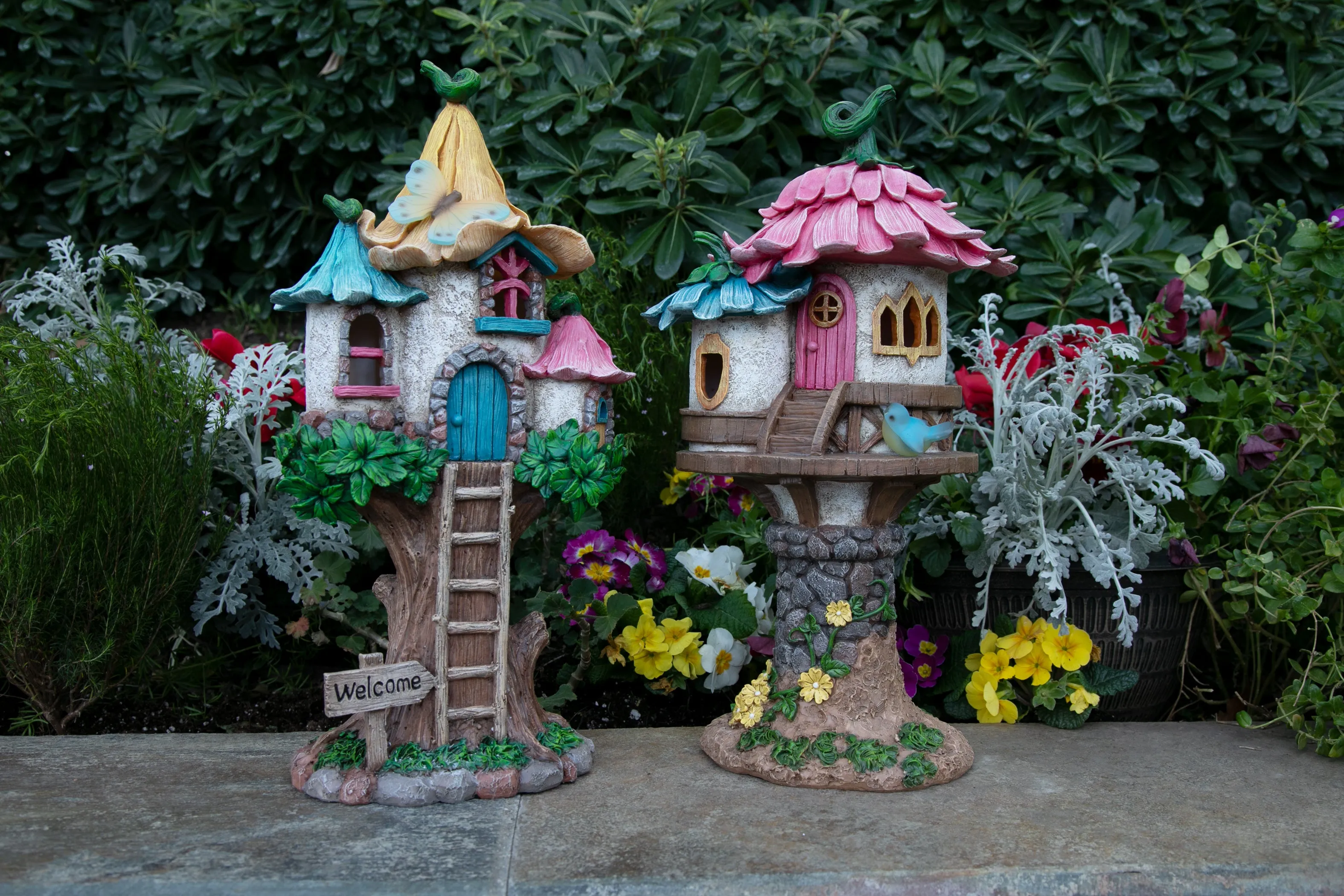 Solar Pink and Blue Flower Roof Fairy House Statue, 17 Inches tall