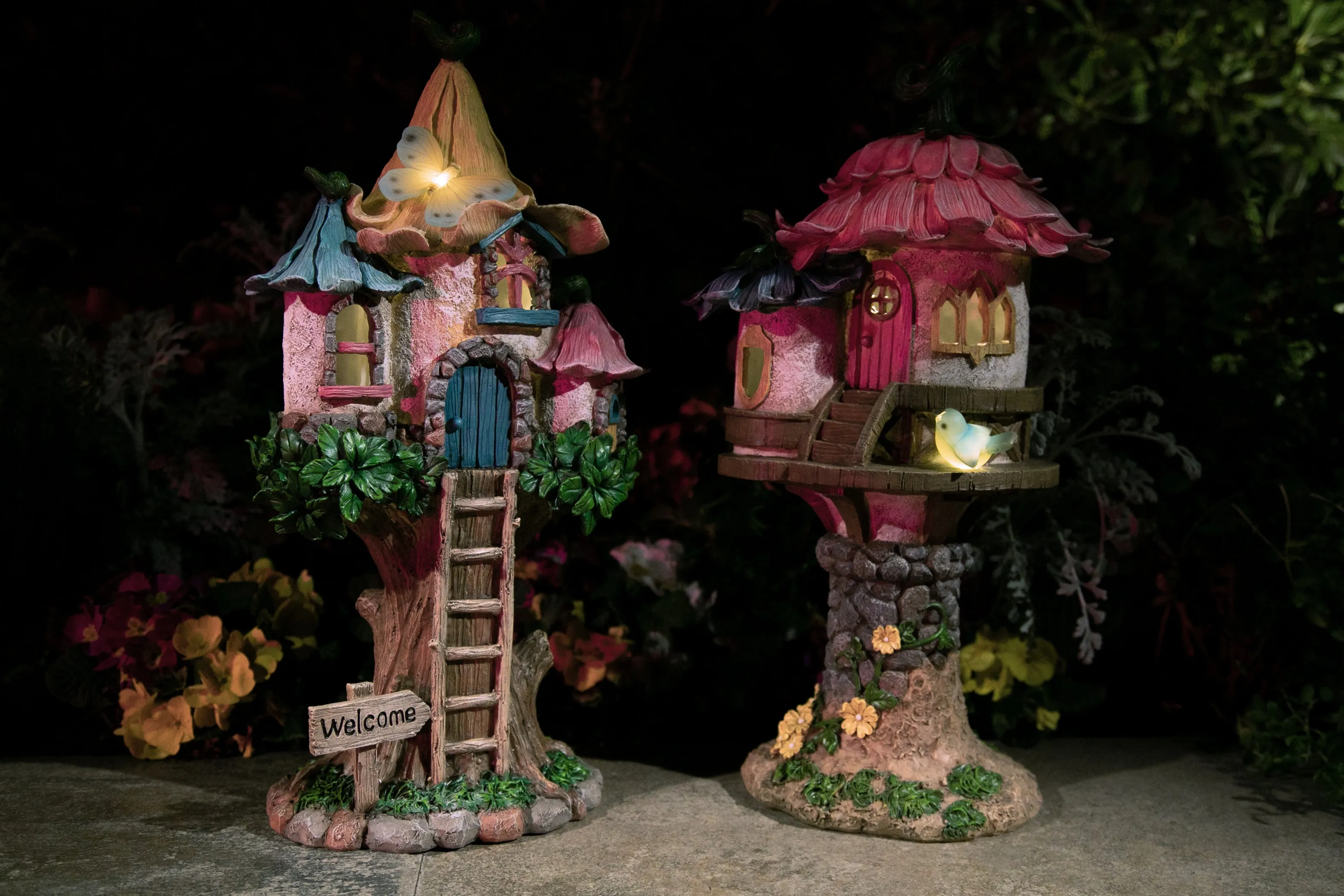 Solar Pink and Blue Flower Roof Fairy House Statue, 17 Inches tall