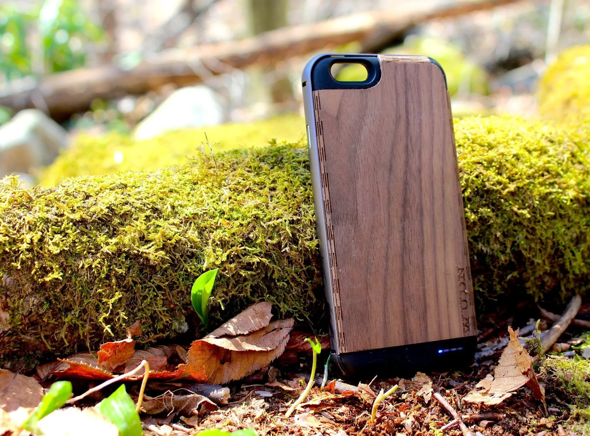 Ultra-Slim Wooden iPhone 8 Charging Battery Case