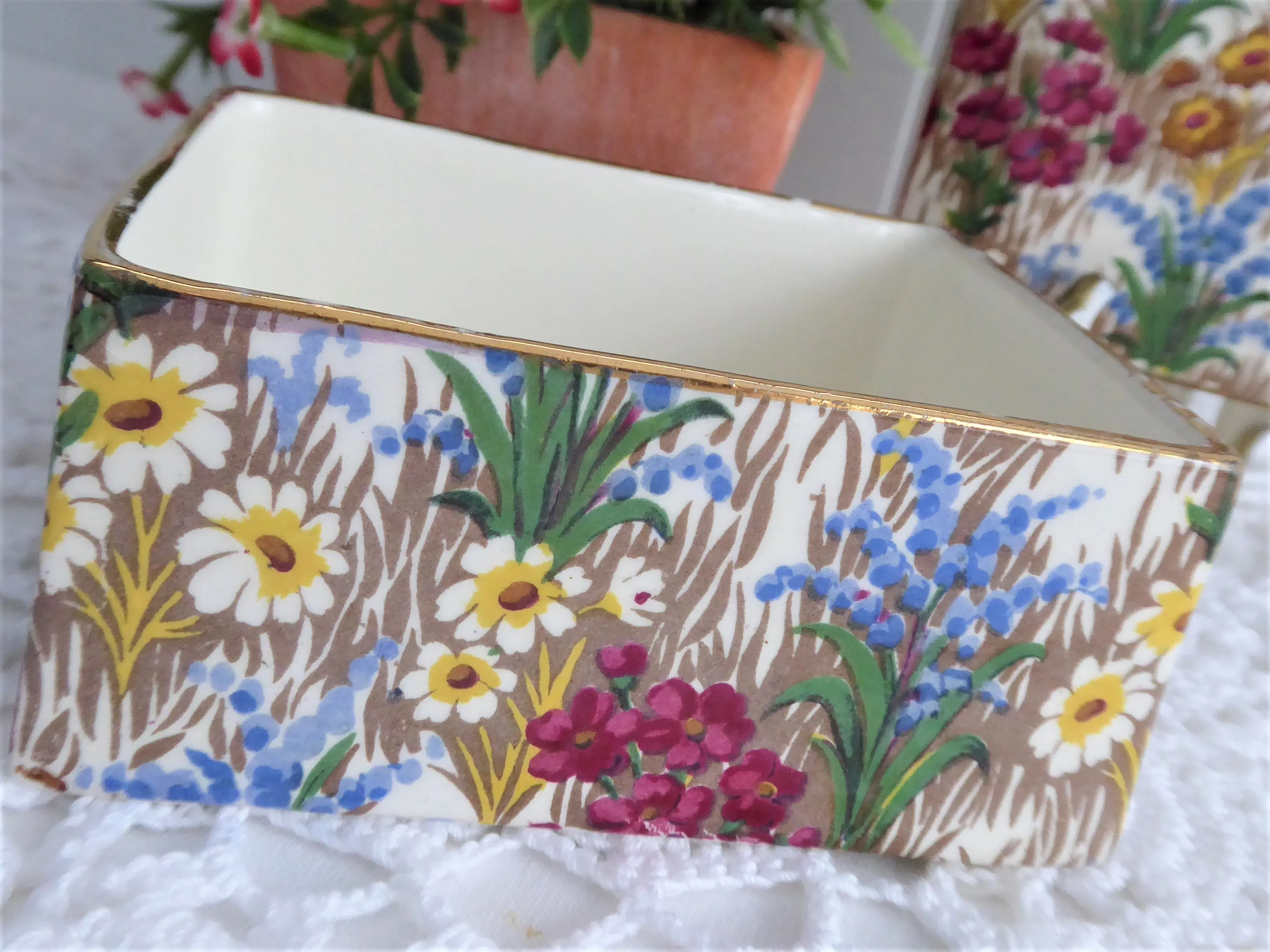 Vintage Royal Winton Marguerite Chintz Covered Box 1930s Box Grimwades